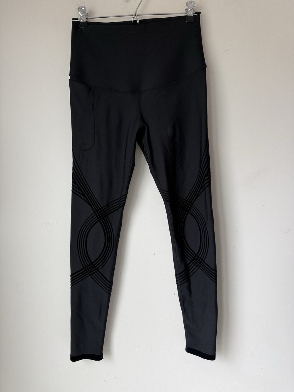 Fanka Leggings Womens Size 6 Black Body Sculpt Reversible Stretch Athletic Gym